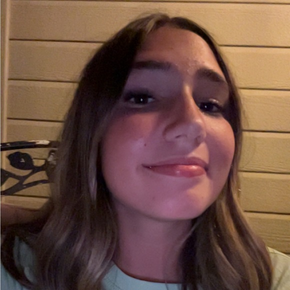 Meet your Posher, Addilyn - Picture 2 of 2